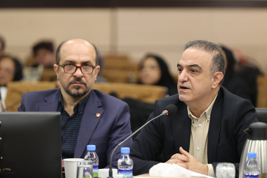 نشست بررسی  مسائل اجتماعی محور و محله محور با حضور وزیر تعاون کار رفاه اجتماعی