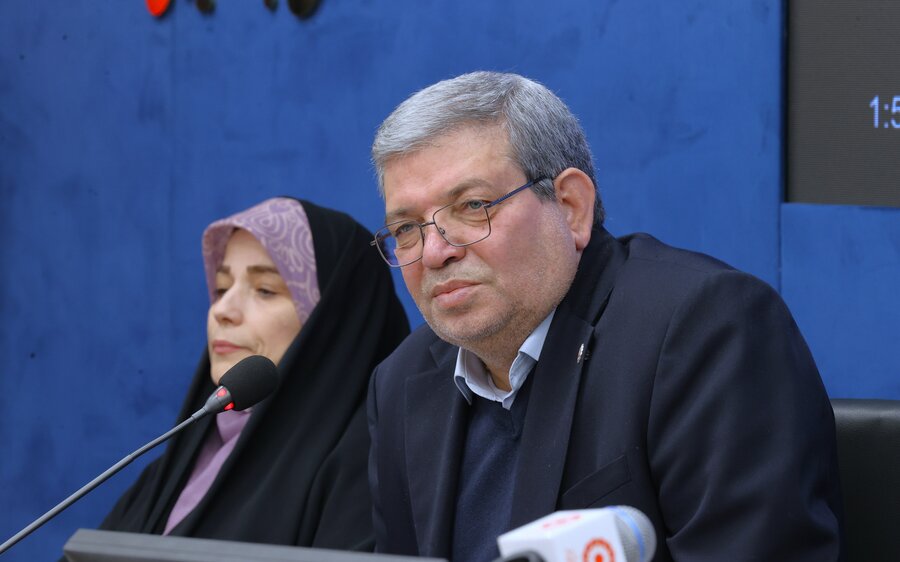 نشست بررسی  مسائل اجتماعی محور و محله محور با حضور وزیر تعاون کار رفاه اجتماعی