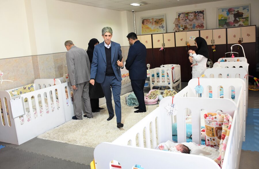 بازدید از شیرخوارگاه معتضدی