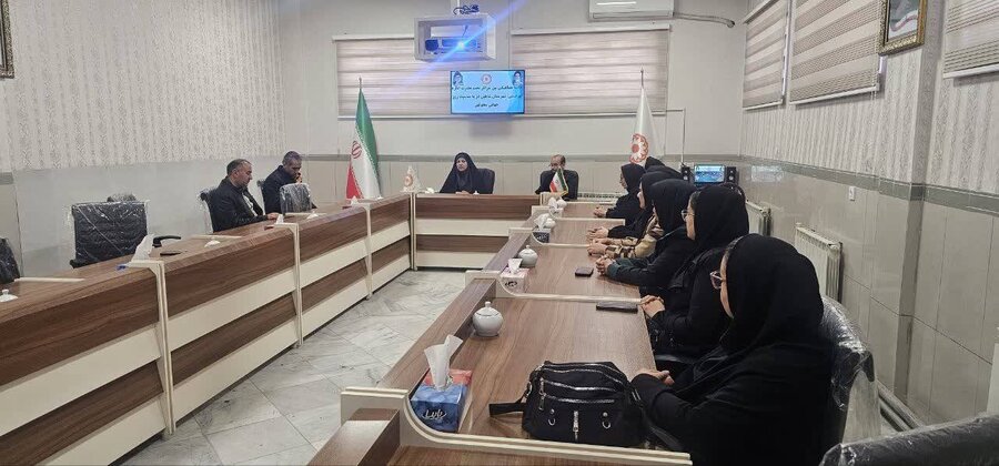 برگزاری جلسه هماهنگی و توجیهی به مناسبت روز جهانی معلولین در بهزیستی شاهین‌دژ