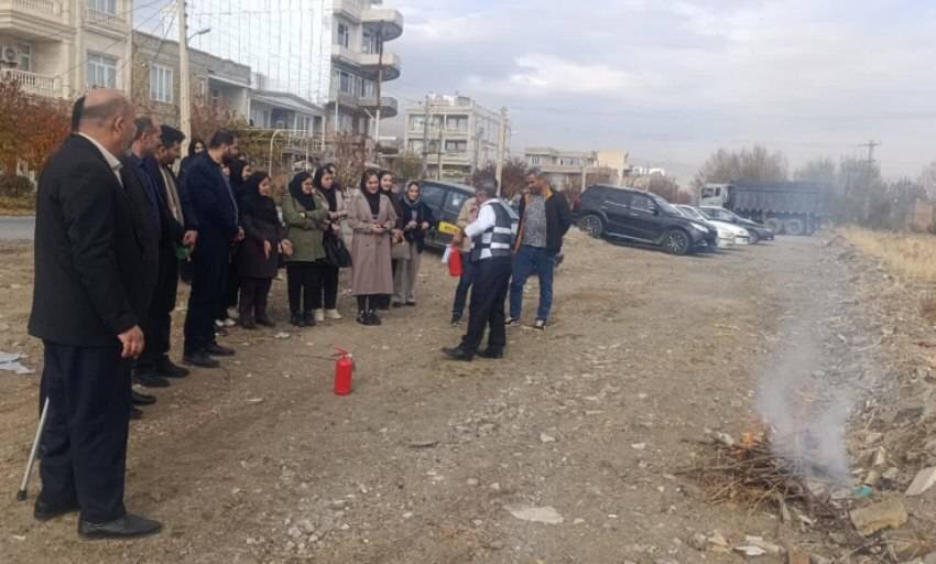 برگزاری دوره امداد و نجات و اطفای حریق ویژه کارکنان بهزیستی اشنویه