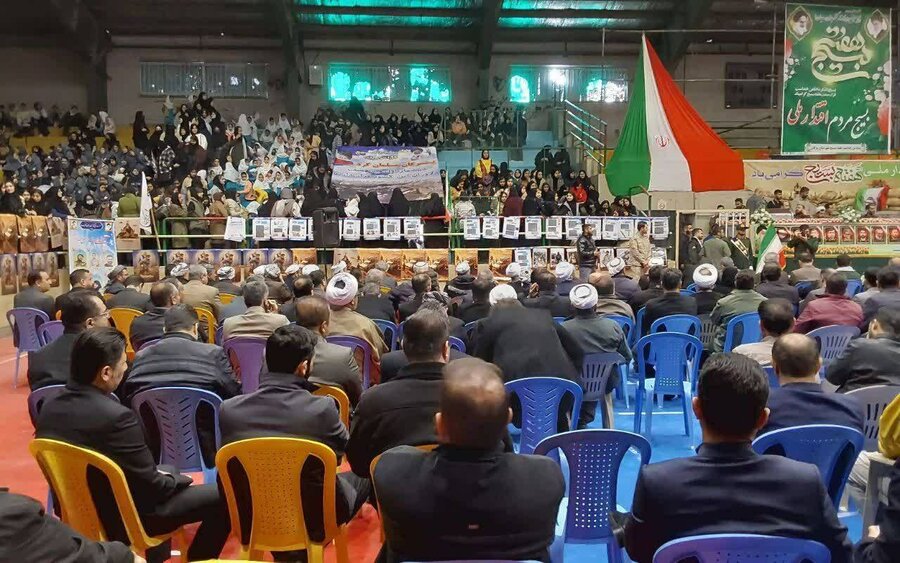 همایش اقتدار بسیجیان به مناسبت روز بسیج با حضور کارکنان بهزیستی