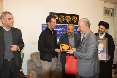 گزارش تصویری ا اولین یادواره خانگی شهید والامقام حسن اسماعیلیان از شهدای گران‌قدر بهزیستی استان مرکزی