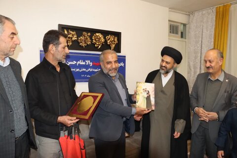 گزارش تصویری ا اولین یادواره خانگی شهید والامقام حسن اسماعیلیان از شهدای گران‌قدر بهزیستی استان مرکزی