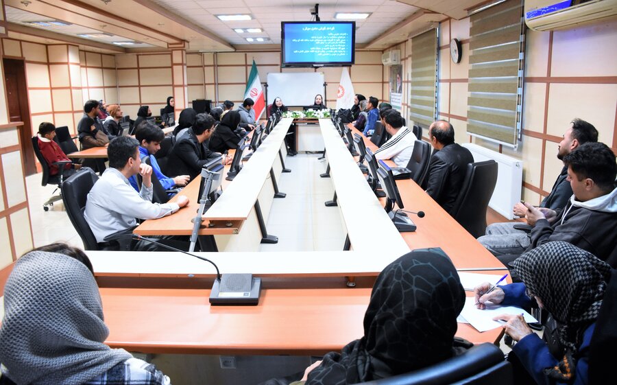 ارتقاء توانمندی - 8 آذر