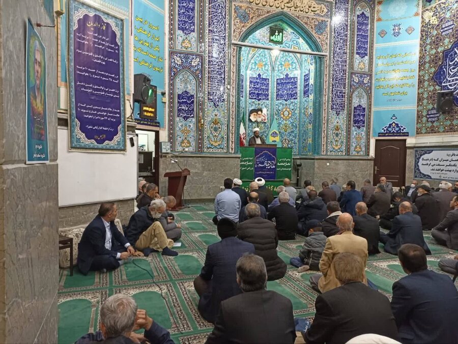 شهریار | برپایی میز خدمت بهزیستی در مصلای نماز جمعه شهر اندیشه به مناسبت گرامیداشت روز جهانی معلولین