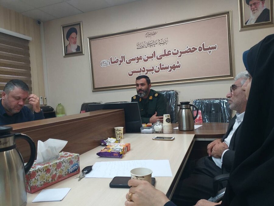 پردیس | دیدار با فرمانده سپاه پاسداران شهرستان به مناسبت گرامیداشت هفته بسیج