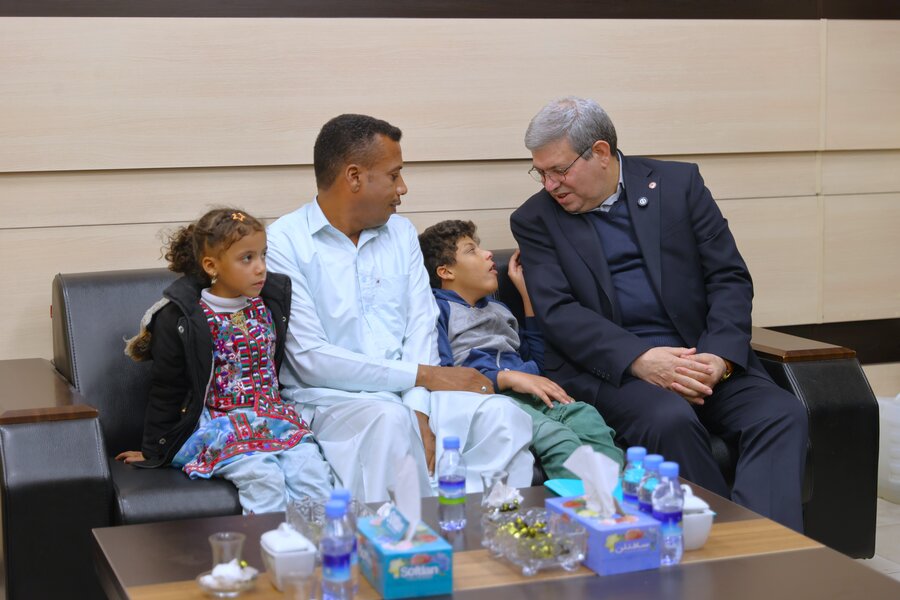 دیدار رئیس سازمان بهزیستی کشور با مددجو چند معلول