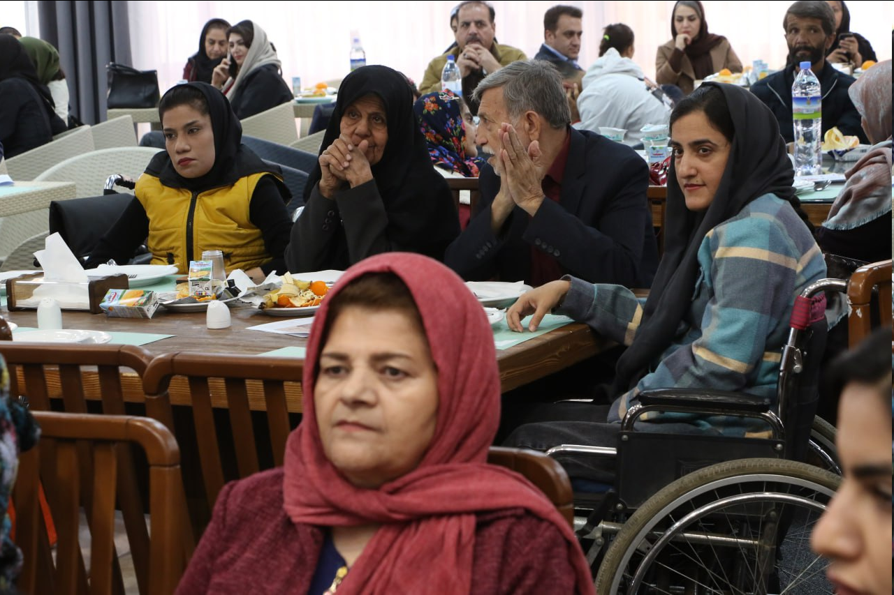 همدان میزبان همایش پرشور «عبور از محدودیت‌ها» شد