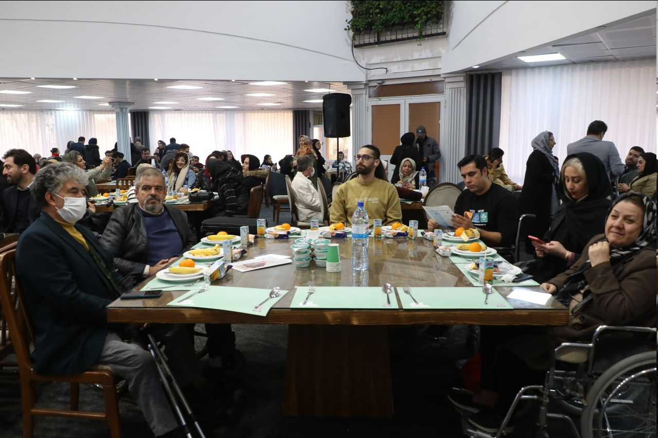 همدان میزبان همایش پرشور «عبور از محدودیت‌ها» شد