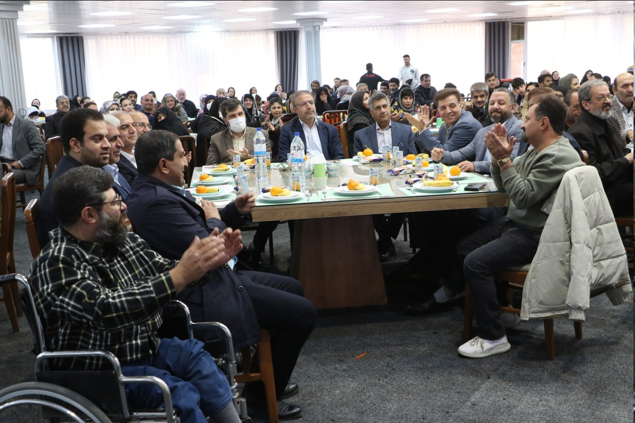 همدان میزبان همایش پرشور «عبور از محدودیت‌ها» شد