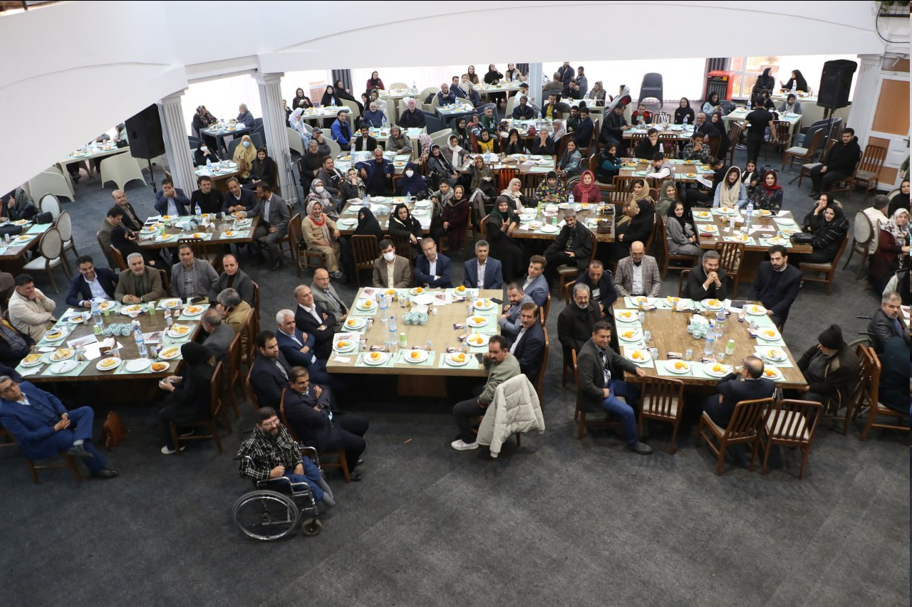 همدان میزبان همایش پرشور «عبور از محدودیت‌ها» شد