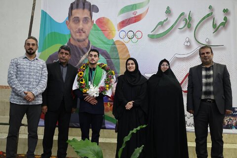 سرپرست اداره کل بهزیستی مازندران: 
طلای پوراسماعیل و زلیکانی فریاد توانمندی بود؛ بهزیستی مازندران در کنار قهرمانان دارای معلولیت می‌ایستد