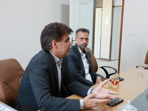 دیدار مدیر آموزش و پرورش با مجموعه اورژانس اجتماعی شهرستان میبد