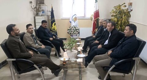 دیدار رئیس و کارکنان اداره بهزیستی با رئیس کمیته امداد امام خمینی (ره) شهرستان میاندوآب