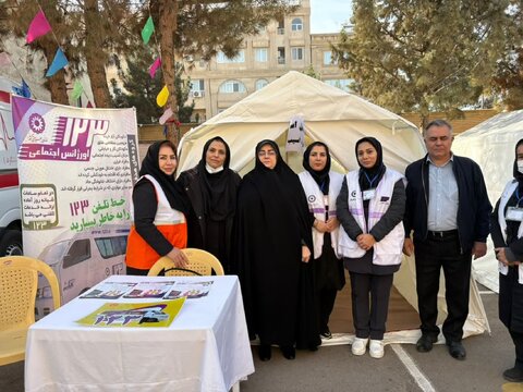 حضور کارشناسان اورژانس اجتماعی و تیم محب در مانور زلزله مدرسه دخترانه  فرزانگان