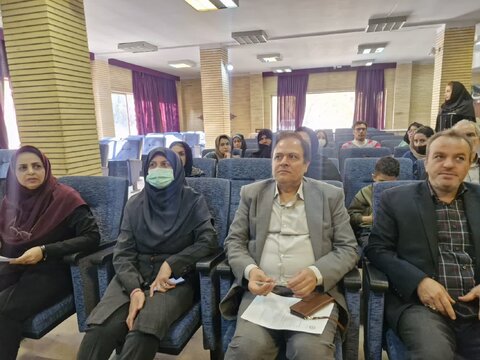 جلسه توجیهی اعزام مددجویان کرج به مشهد مقدس برگزار شد