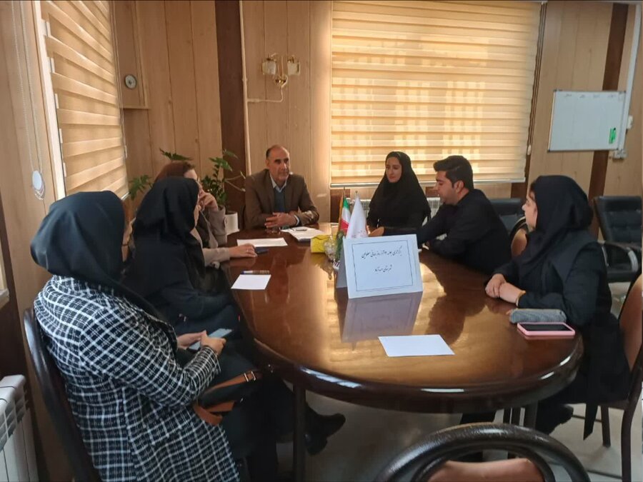 برگزاری جلسه برنامه‌ریزی هفته معلولین در بهزیستی شهرستان اسدآباد