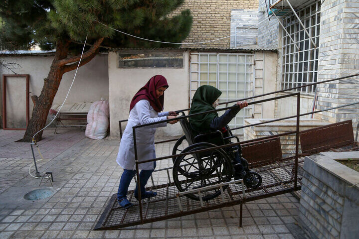رسانه | بهره مندی ۸۰۰ معلول همدانی از حق پرستاری