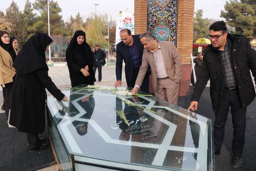 تجدید عهد خانواده بزرگ بهزیستی آذربایجانغربی با آرمانهای شهدا