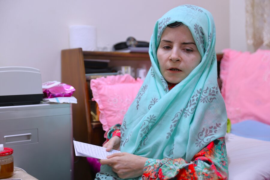 دختری که هفت سال است آسمان را ندیده/ کسی که یک بار هم تسلیم نشد