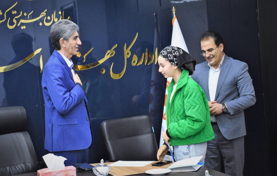 تقدیر از دانش‌آموزان برتر