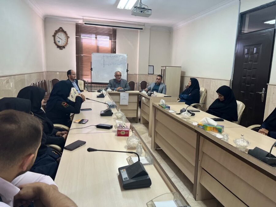 دماوند | کارگاه‌های تخصصی سلامت روان برای کارکنان و مددجویان بهزیستی 