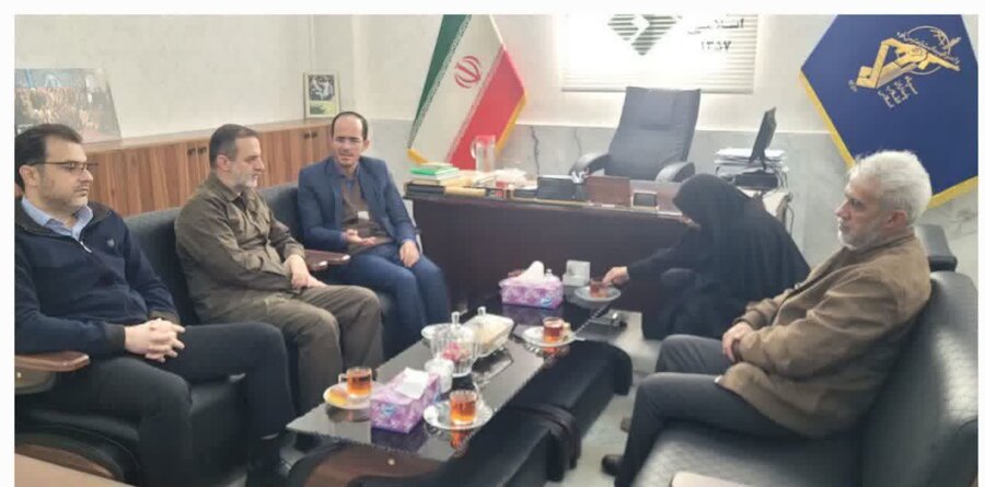 دماوند| دیدار رئیس اداره بهزیستی شهرستان با فرمانده حوزه مقاومت بسیج ادارات و کارمندان