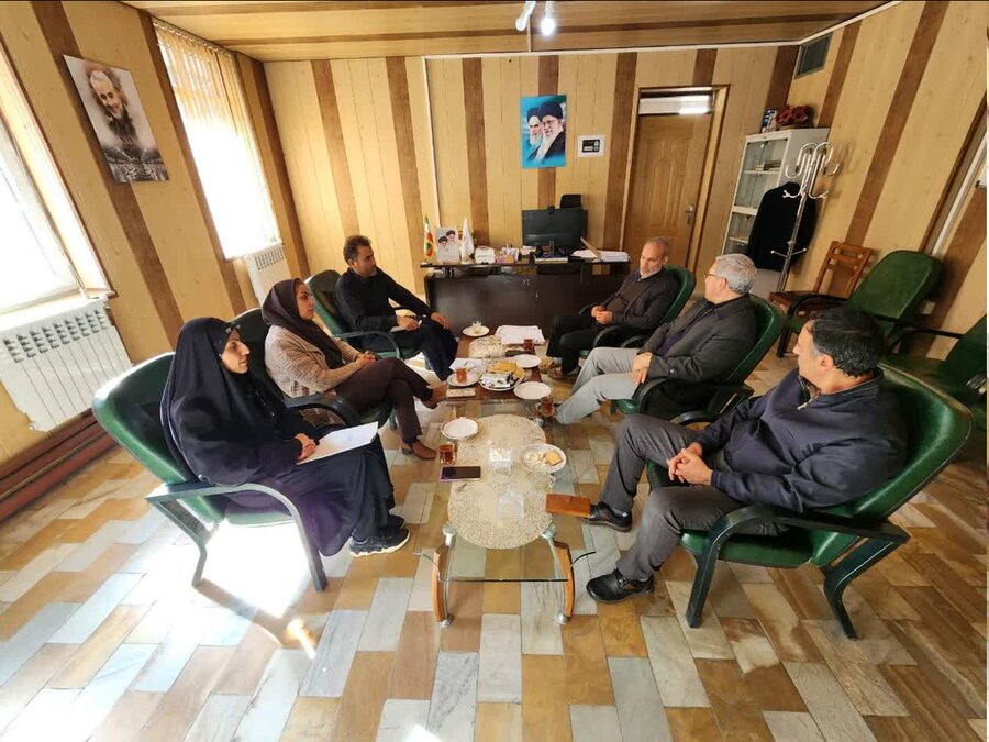 بررسی اجرای تفاهم‌نامه ارائه خدمات آموزشی رایگان به مددجویان بهزیستی ملایر