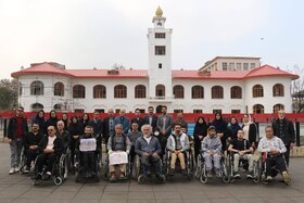 گردهمایی ویلچرسواران در پیاده‌راه فرهنگی رشت