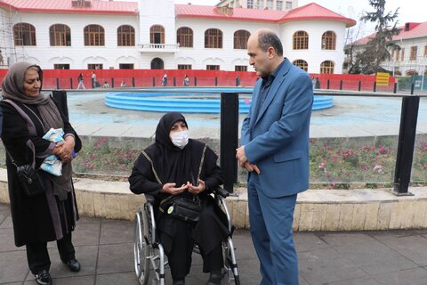 گردهمایی ویلچرسواران در پیاده‌راه فرهنگی رشت