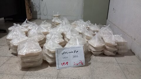 توزیع ۵۰ پرس غذای گرم بین توانخواهان در شهرستان بهار