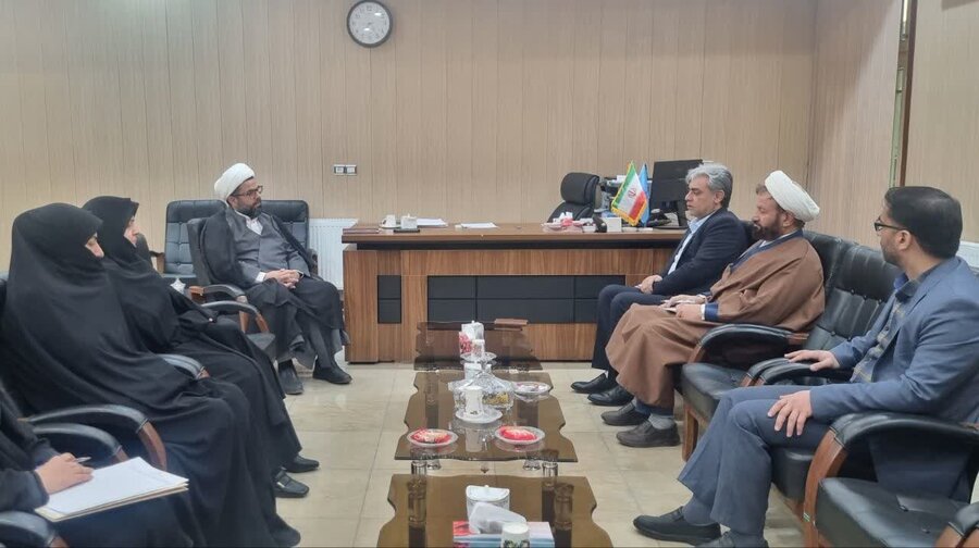 افزایش همکاری ها بین بهزیستی و معاونت اجتماعی و پیشگیری از وقوع جرم دادگستری استان قم 