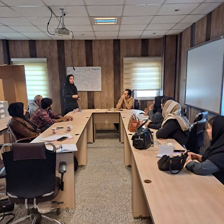 بهارستان | برگزاری جلسه هماهنگی با مراکز مثبت زندگی برای گرامیداشت روز جهانی معلولین