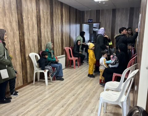 طالقان | به مناسبت گرامیداشت هفته معلولین / سنجش بینایی کودکان طالقانی