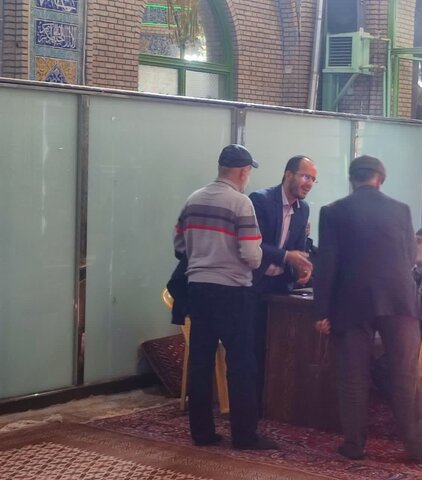 دماوند | برگزاری میزخدمت جهادی اداره بهزیستی