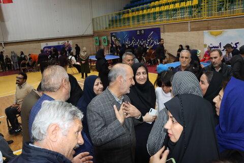 گزارش تصویری ا برگزاری جشنواره ورزشی ویژه توانیابان  به مناسبت روز جهانی معلولین در اراک