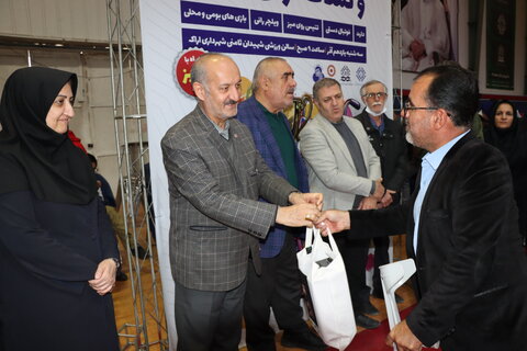 گزارش تصویری ا برگزاری جشنواره ورزشی ویژه توانیابان  به مناسبت روز جهانی معلولین در اراک