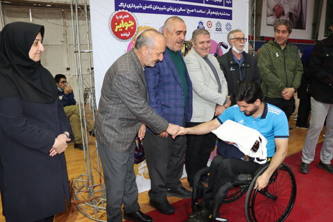 گزارش تصویری ا برگزاری جشنواره ورزشی ویژه توانیابان  به مناسبت روز جهانی معلولین در اراک