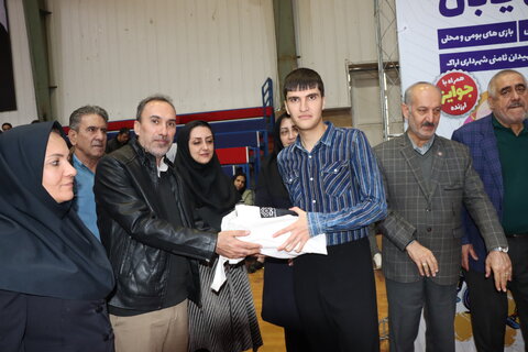 گزارش تصویری ا برگزاری جشنواره ورزشی ویژه توانیابان  به مناسبت روز جهانی معلولین در اراک