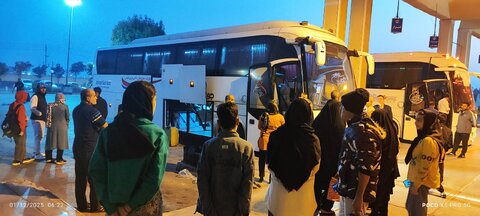 سفر معنوی چهل خانواده تحت پوشش بهزیستی استان بوشهر به مشهد مقدس