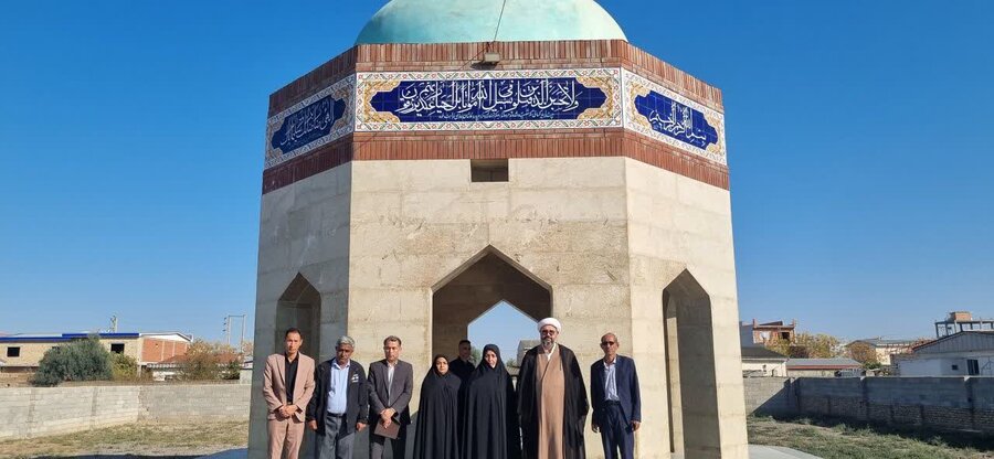 قدسیه آب شماس به همراه امام جهعه شهر انبار الوم با حضور بر مزار شهدای گمنام با آرمانهای والای شهیدان تجدید میثاق کردند