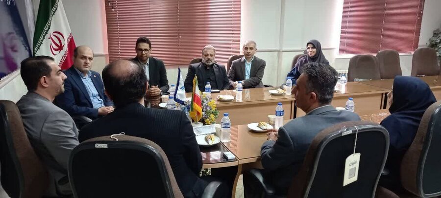 بازدید مدیرکل بهزیستی گیلان از دانشکده توسعه فناوری و کارآفرینی دانشگاه آزاد اسلامی رشت