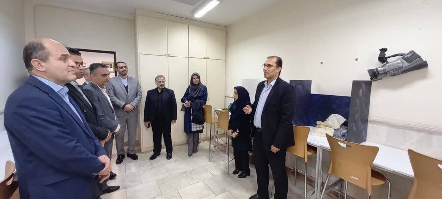 بازدید مدیرکل بهزیستی گیلان از دانشکده توسعه فناوری و کارآفرینی دانشگاه آزاد اسلامی رشت
