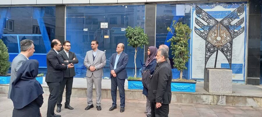 بازدید مدیرکل بهزیستی گیلان از دانشکده توسعه فناوری و کارآفرینی دانشگاه آزاد اسلامی رشت