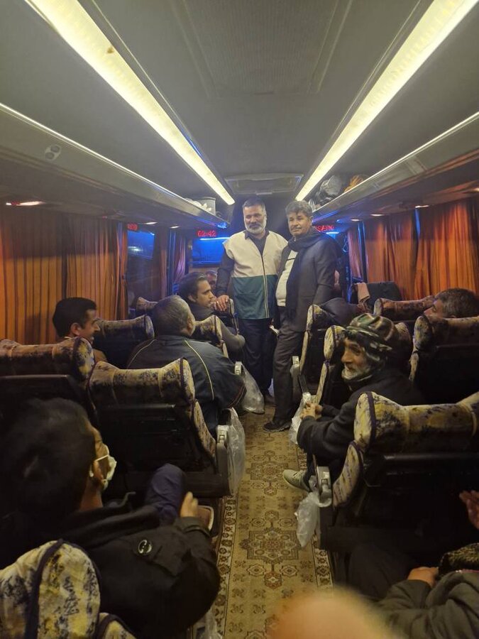 اعزام کاروان زیارتِ اولی‌های بهزیستی هامون به مشهد مقدس
