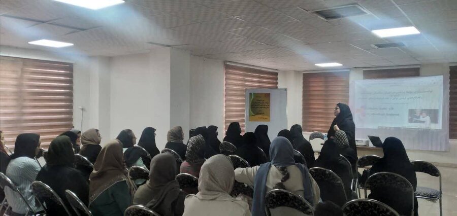 بهارستان|برگزاری دوره آموزشی «هنر همسرداری» در محله شهید فخری‌زاده