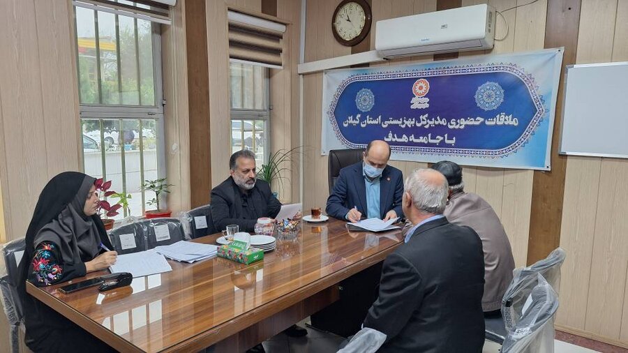 ملاقات عمومی مدیر کل با مراجعین و توانخواهان  تحت پوشش استان