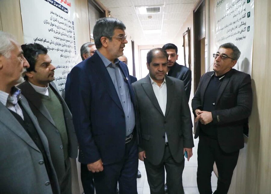 بازدید استاندار از مرکز درمان و بازتوانی بهزیستی