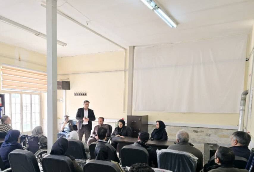 گزارش تصویری| مدیرکل بهزیستی استان زنجان با اعضای جامعه معلولین دیدار کرد